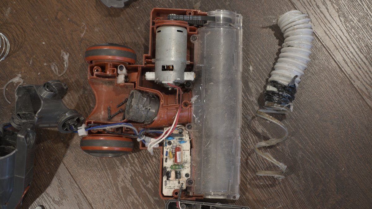 Broken vacuum hose troubleshooting results